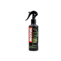 MOTUL M1 PŁYN DO CZYSZCZENIA KASKÓW I SZYB 250ml