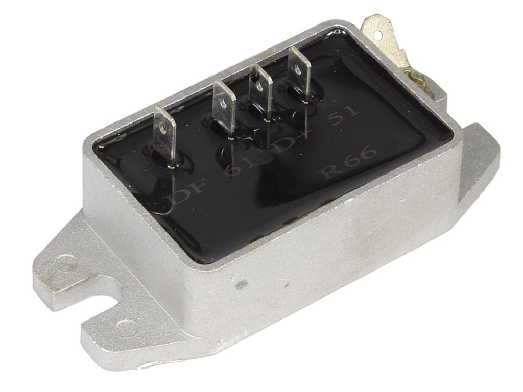 REGULATOR NAPIĘCIA MZ 12V ROB