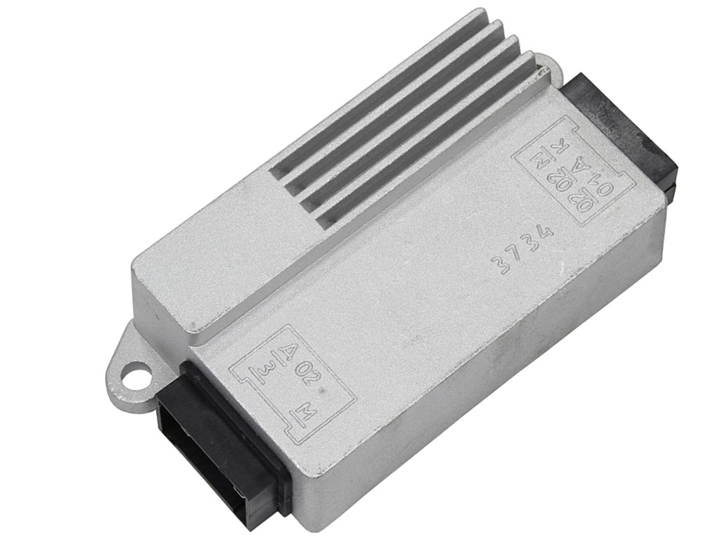 REGULATOR NAPIĘCIA MIŃSK 12V 6 PIN - 4 PIN