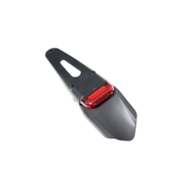 BŁOTNIK TYŁ CROSS CZARNY Z LAMPĄ LED OXF-11766 OX
