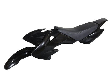 PLASTIKI CROSS 125 OSŁONY KANAPA CZARNA