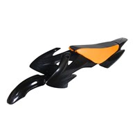 PLASTIKI CROSS 125 OSŁONY KANAPA CZARNO-POMARAŃCZOWA